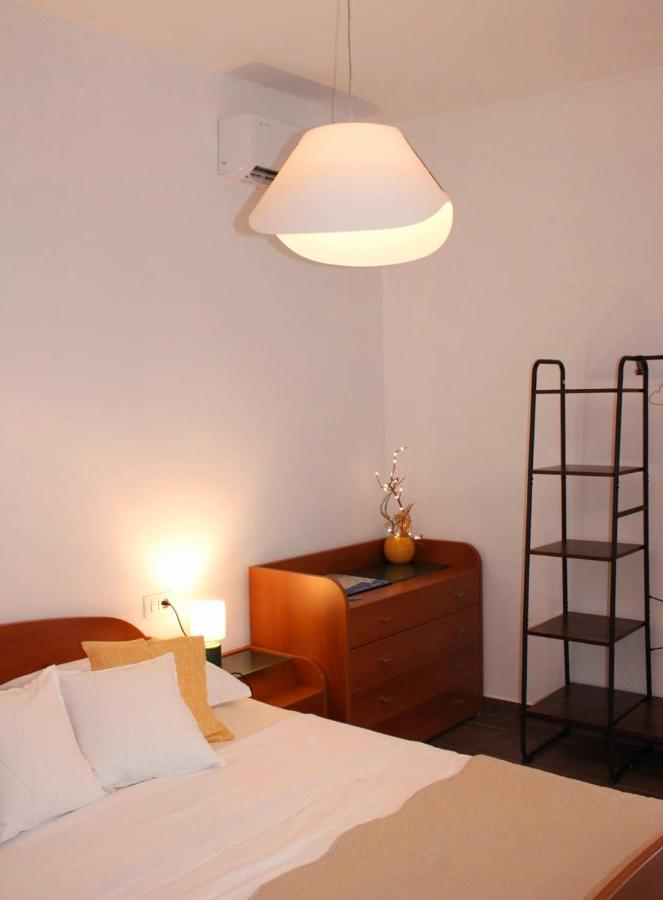Apartman Maslina ชิเบนิก ภายนอก รูปภาพ
